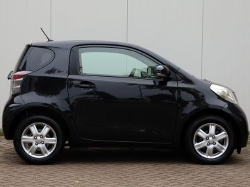Toyota IQ
